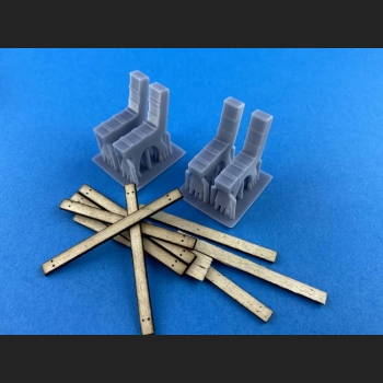 Ławki i śmietniki dworcowe