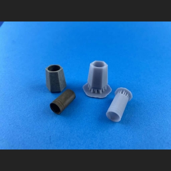 Ławki i śmietniki dworcowe