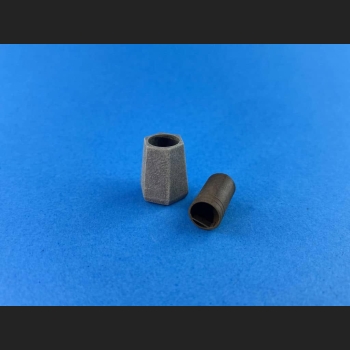 Ławki i śmietniki dworcowe