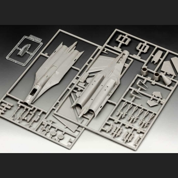SU-27 Flanker 1:144Samolot