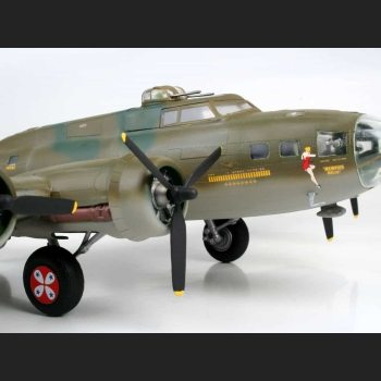 Boeing B-17F Memphis Belle - 1:48